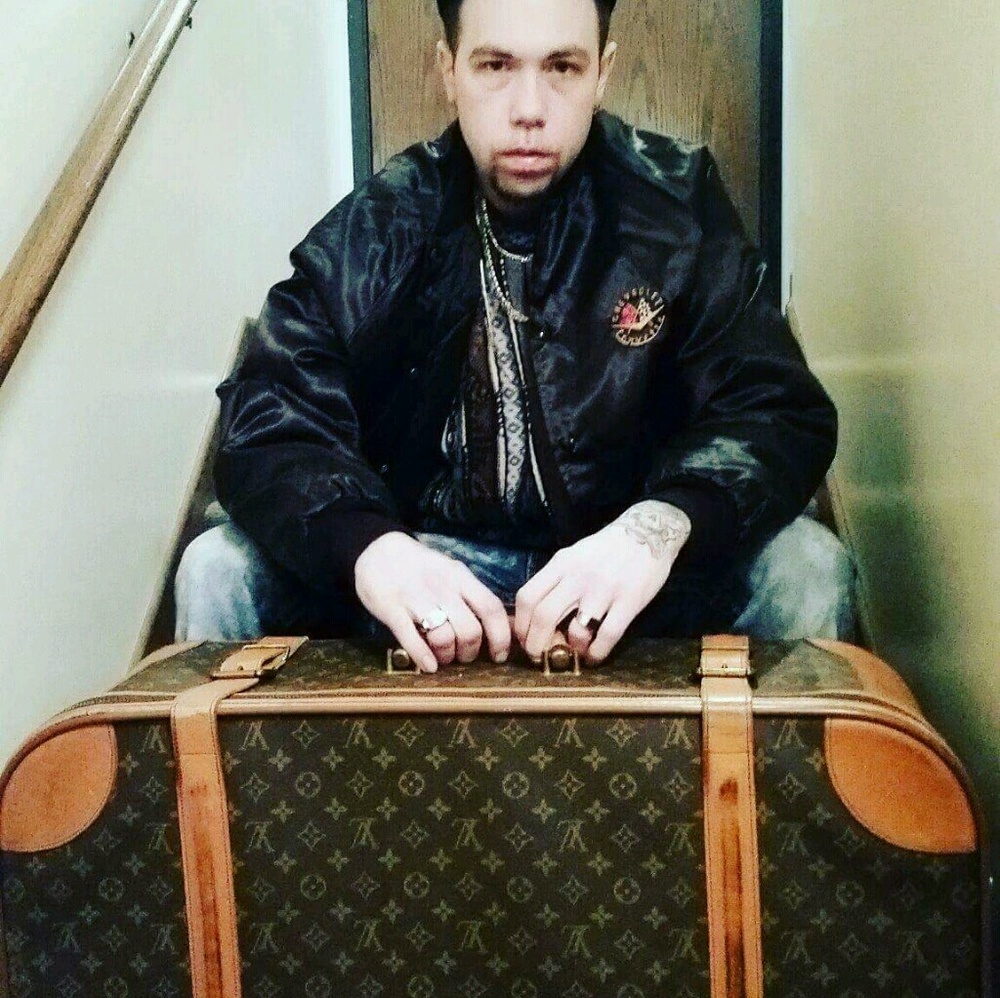 Meet your Posher, Daniel